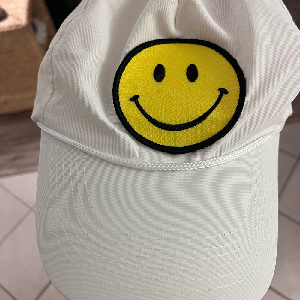 Aviator Nation White Cap with Yellow Smiley Face EUC
